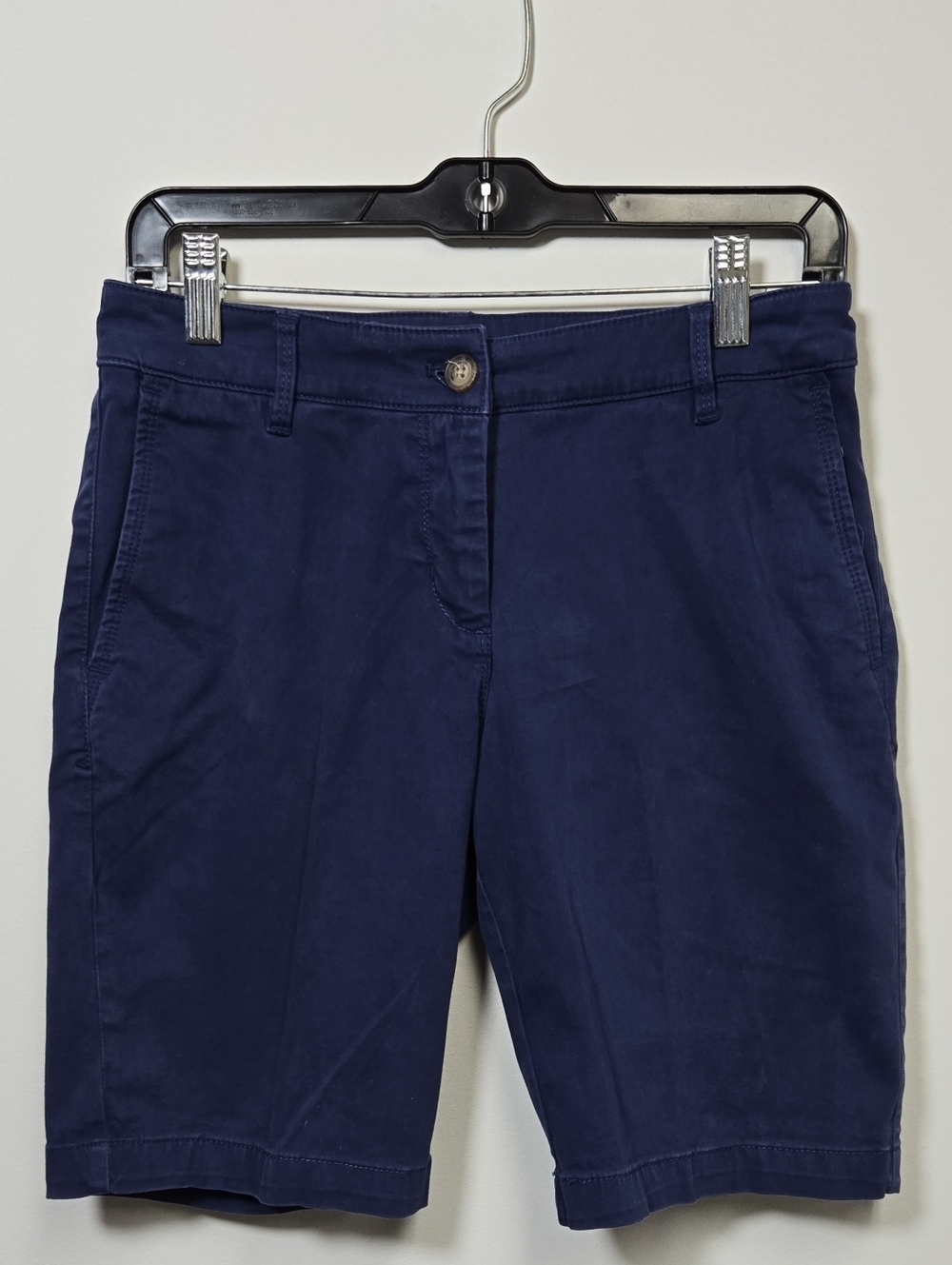 Tommy Bahama Women’s Bermuda Shorts in Navy Size 4